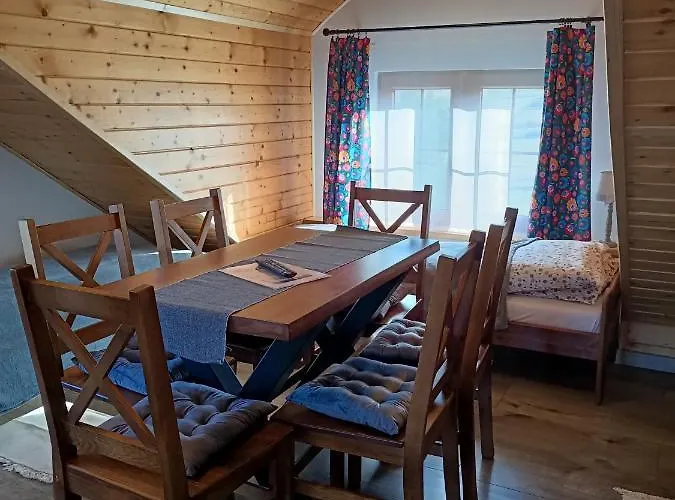 Δωμάτια σε οικογενειακή κατοικία Kocisowka